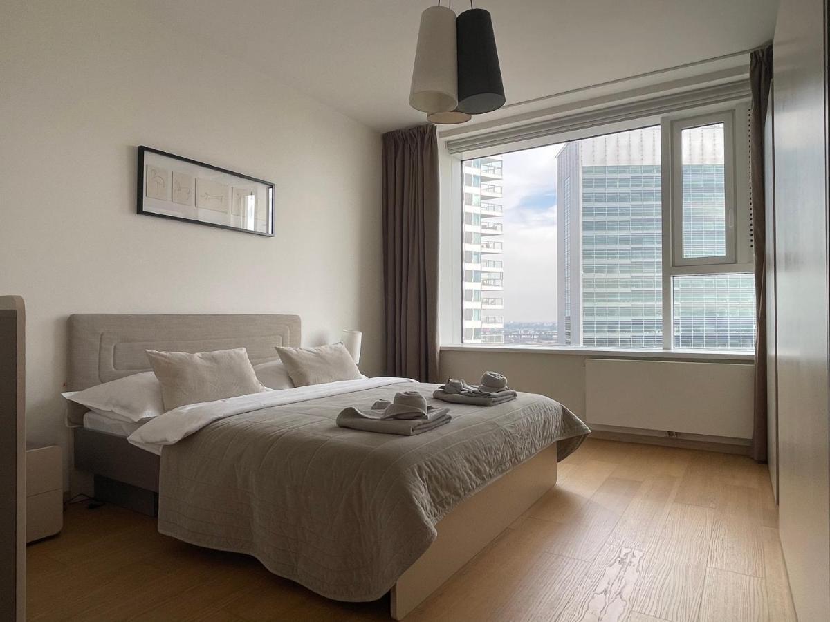 Sag Panorama Apartment 3 Rooms 19Th Floor Great View Free Parking ブラチスラヴァ エクステリア 写真